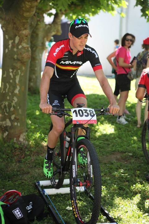 Pablo Rodríguez Guede calentando